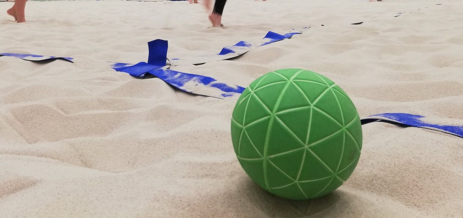 Piłka ręczna plażowa